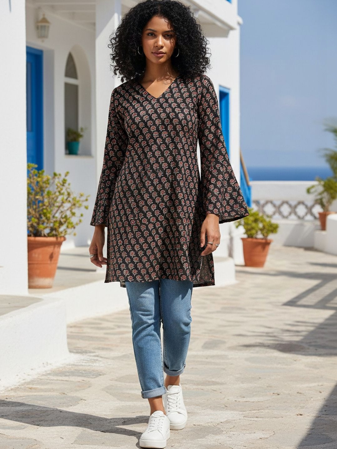 AADVIKA Women Floral Printed Flared Sleeves Kurta