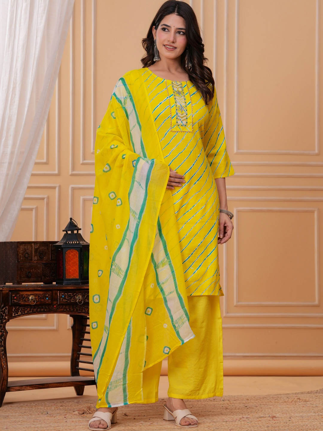 Elegant fashion Women Leheriya Printed Regular Thread Work Pure Cotton Kurta with Palazzos & With Dupatta