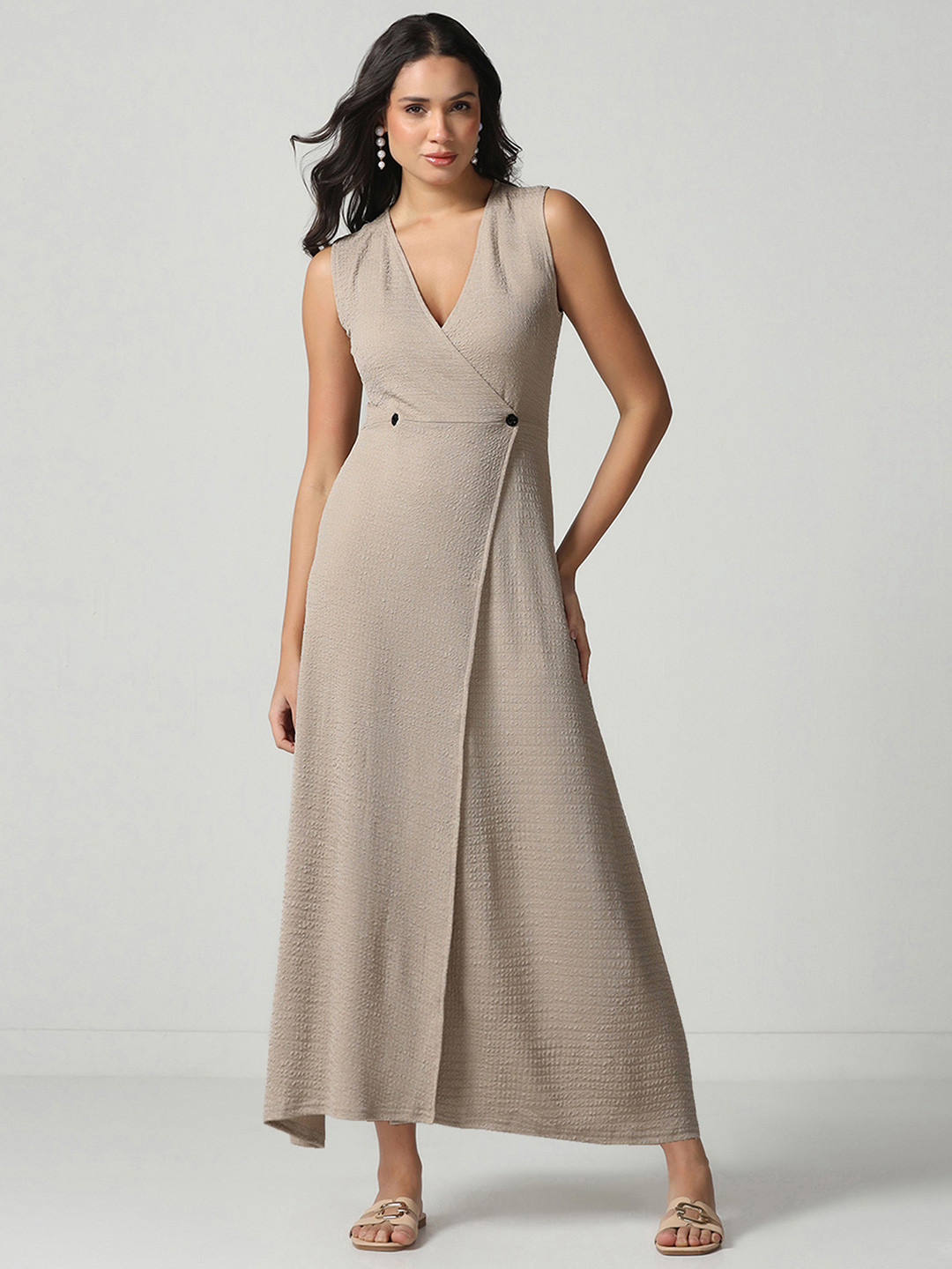 Textured Maxi Dress 8