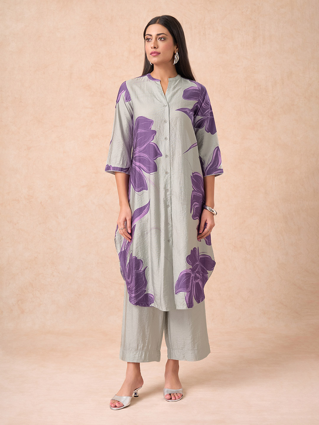 Marigold Lane Women Floral Printed Regular Kurta with Trousers