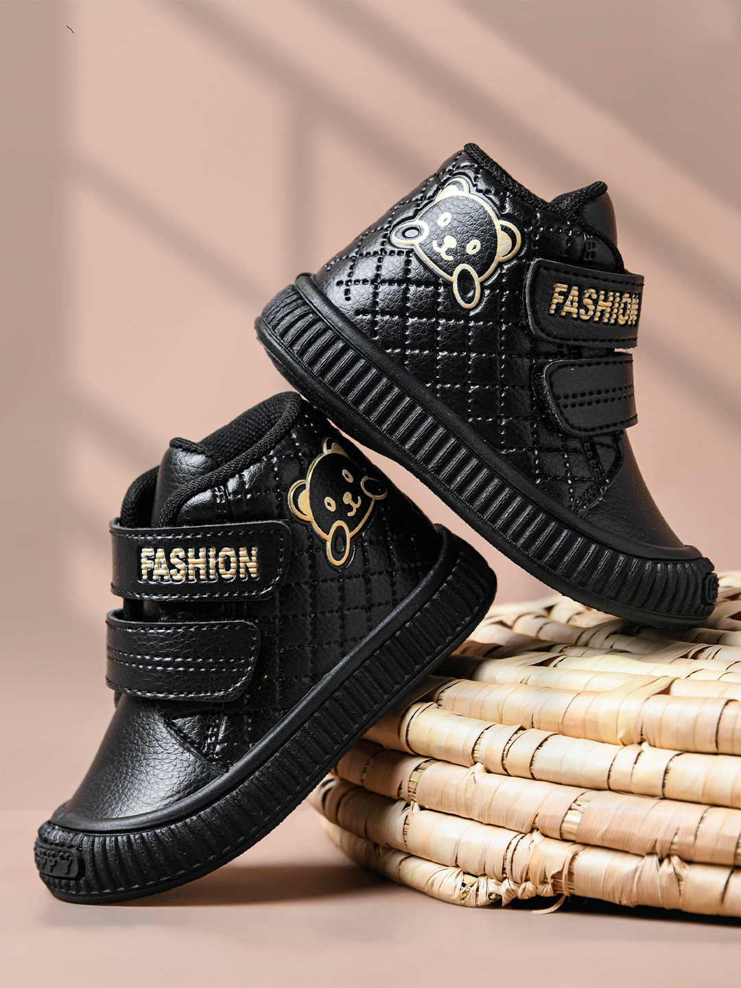 KINGS&QUEENS Unisex Kids Textured Sneakers
