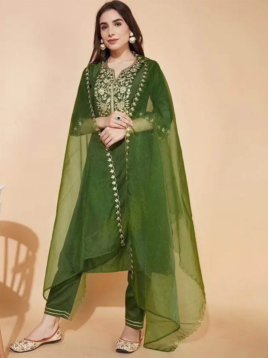 ADHIRITI Women Ethnic Motifs Embroidered Regular Thread Work Silk Chiffon Kurta with Trousers & With Dupatta