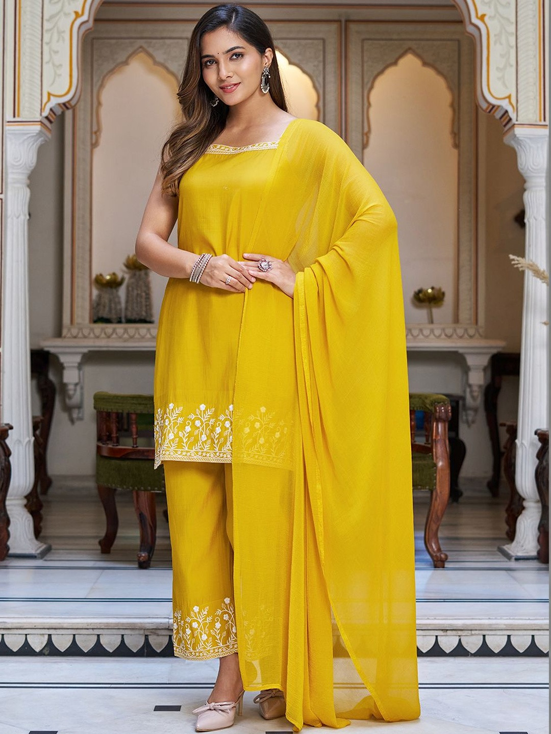 SZN Women Ethnic Motifs Embroidered Regular Thread Work Kurta with Trousers & With Dupatta