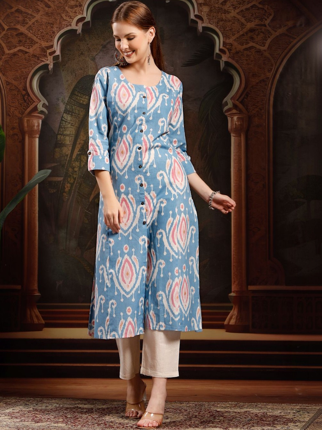 Pistaa Women Floral Printed Mirror Work Floral Kurta