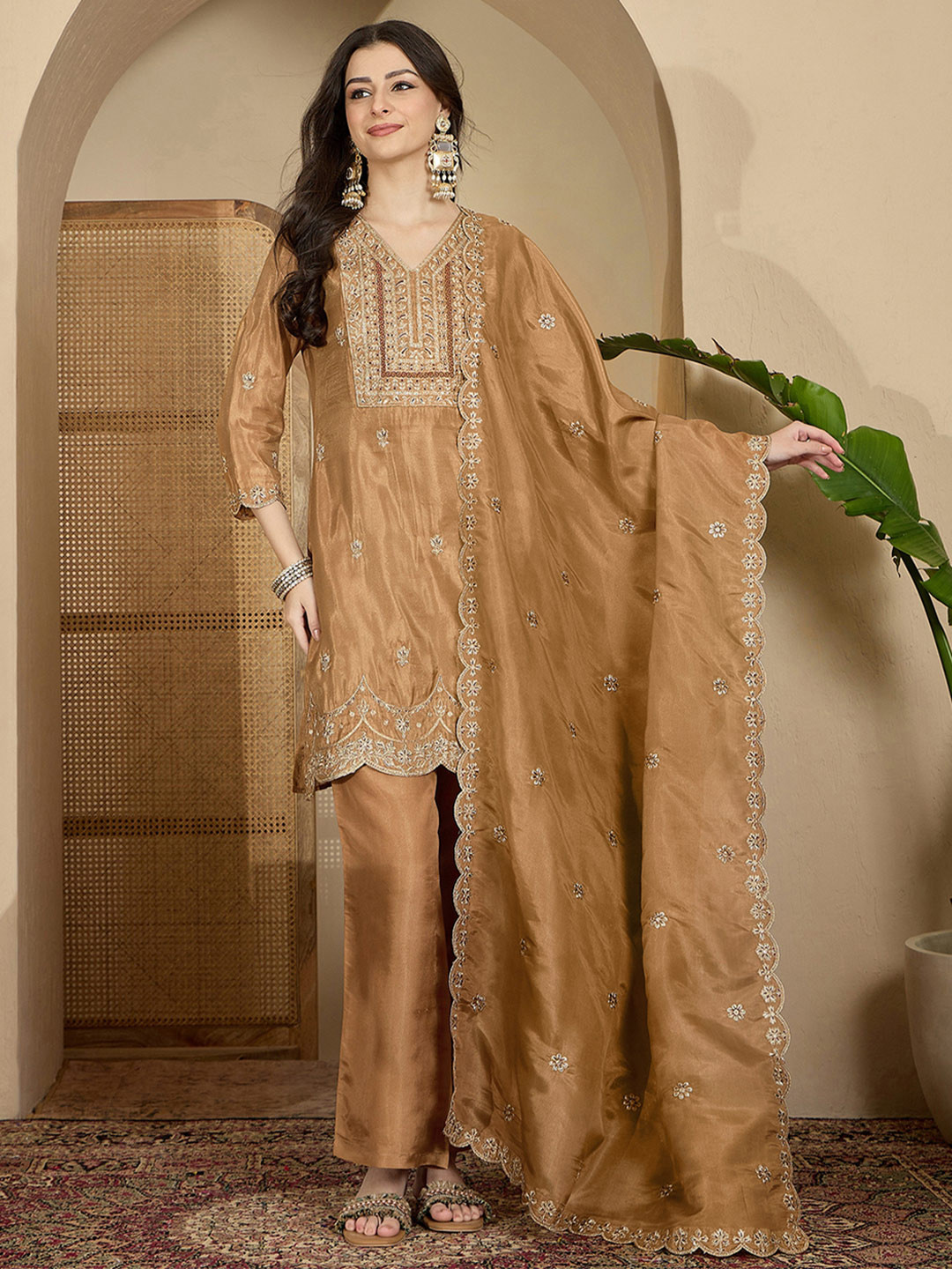 Sangria Women Embroidered Silk Blend Kurta Sets
