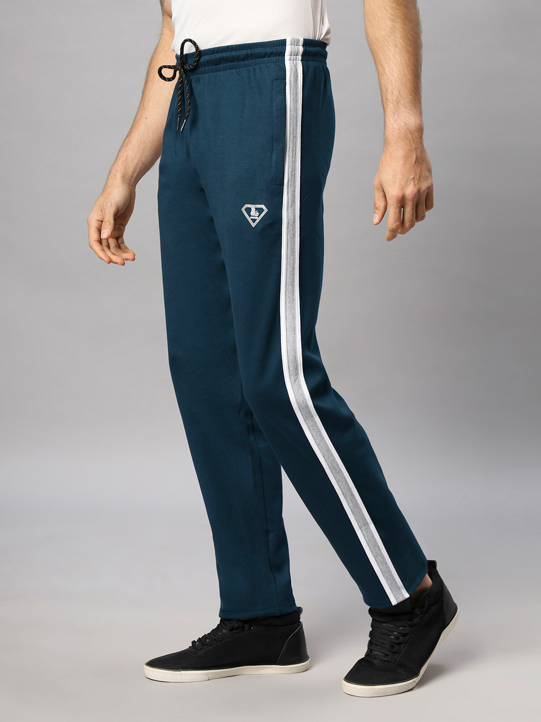 ROSHAN Men Cotton Regular Track Pants