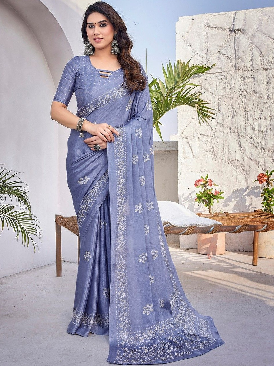 JANOI Floral Silk Blend Fusion Fashion Saree