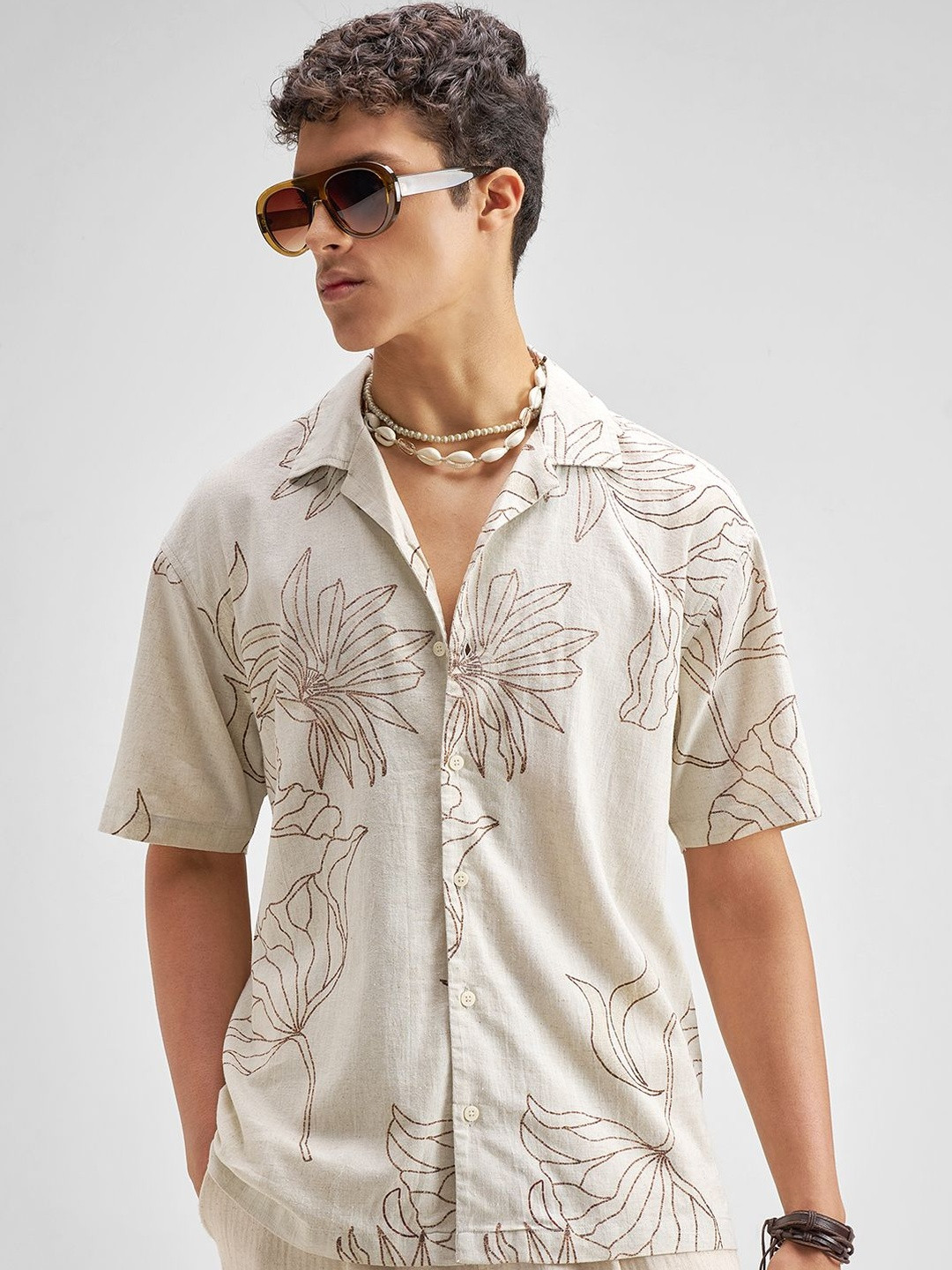 HIGHLANDER Men Floral Printed Casual Shirt