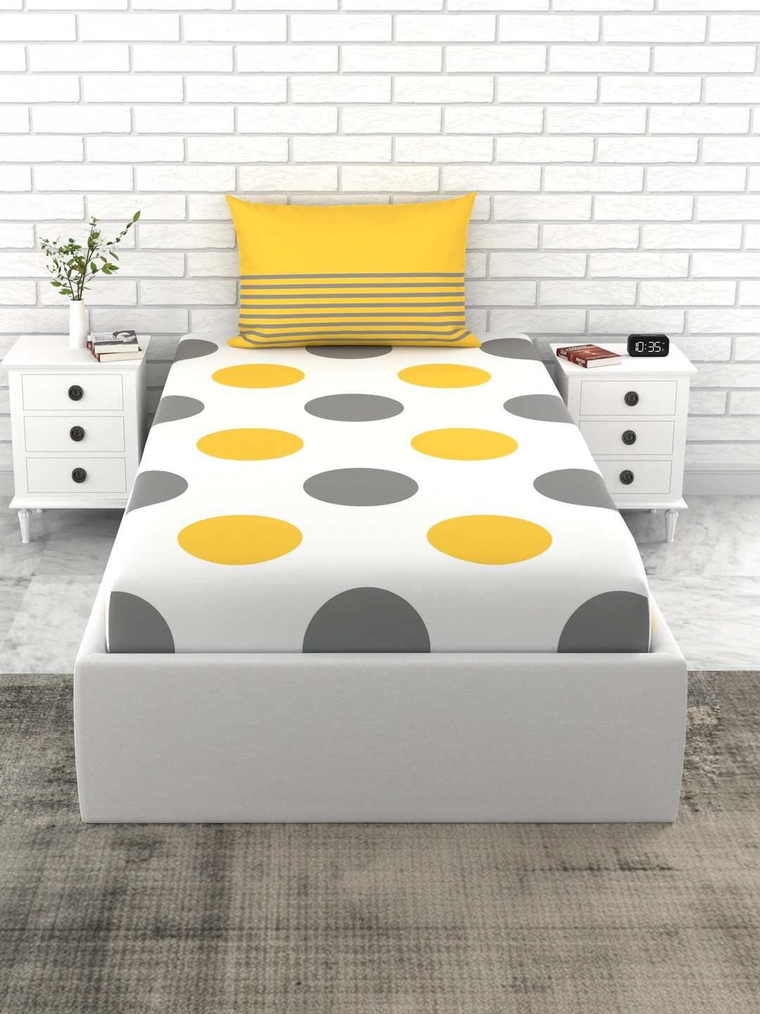 LORETO White 144 TC Single Bedsheet with 1 Pillow Covers