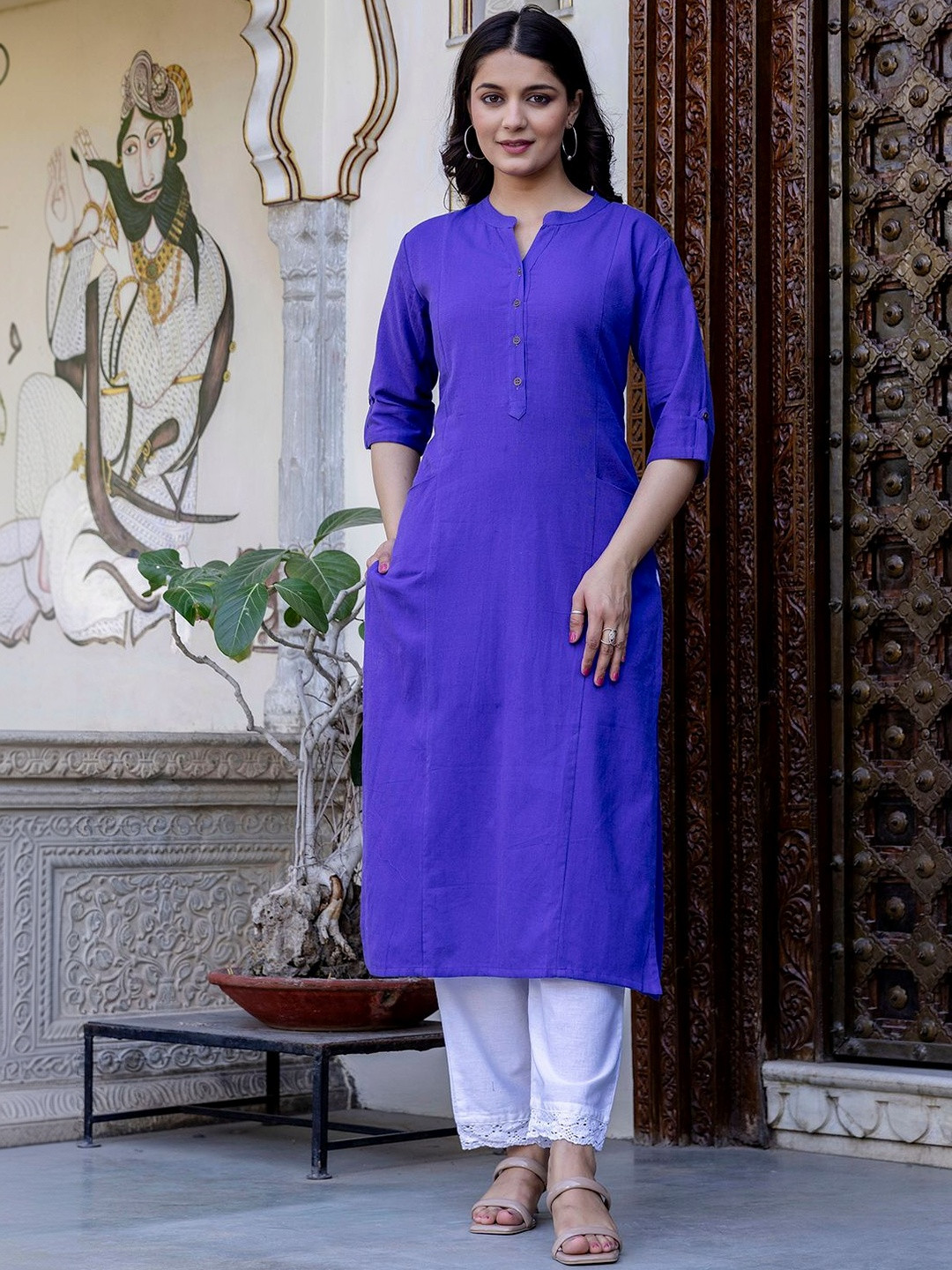 Pistaa Women Thread Work Kurta
