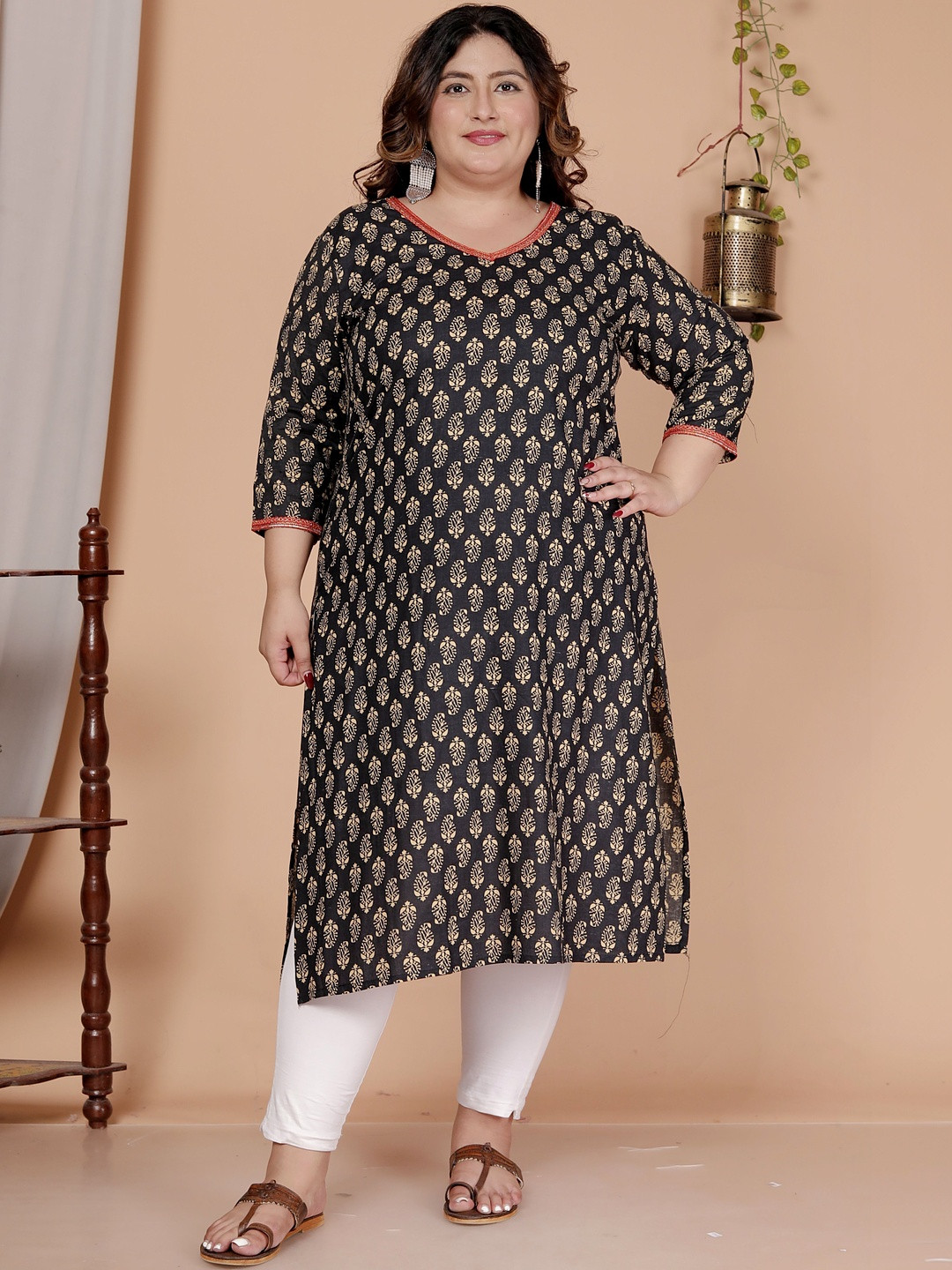 Avnii Women Floral Printed Floral Kurta