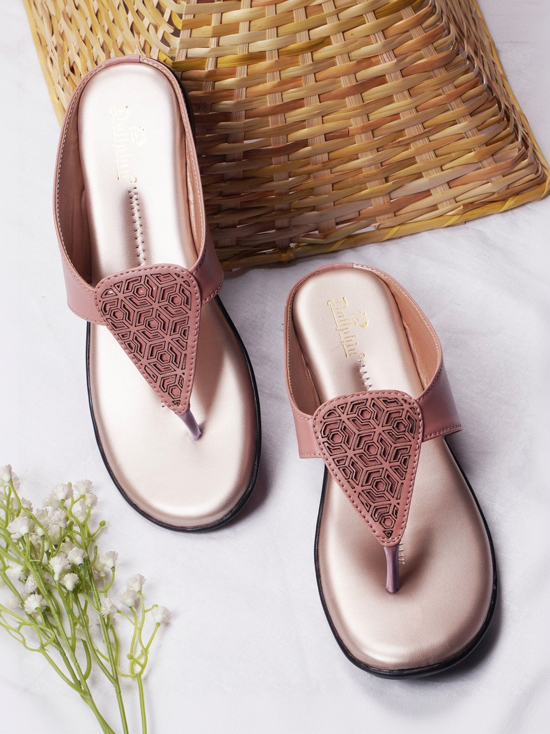 Dollphin Women Open Toe Flats