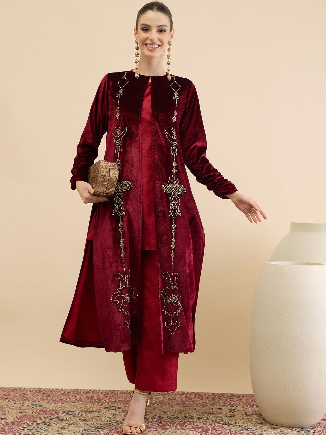 Antheaa Embellished Dupion slik Tunic Trousers & velvet Coat Set