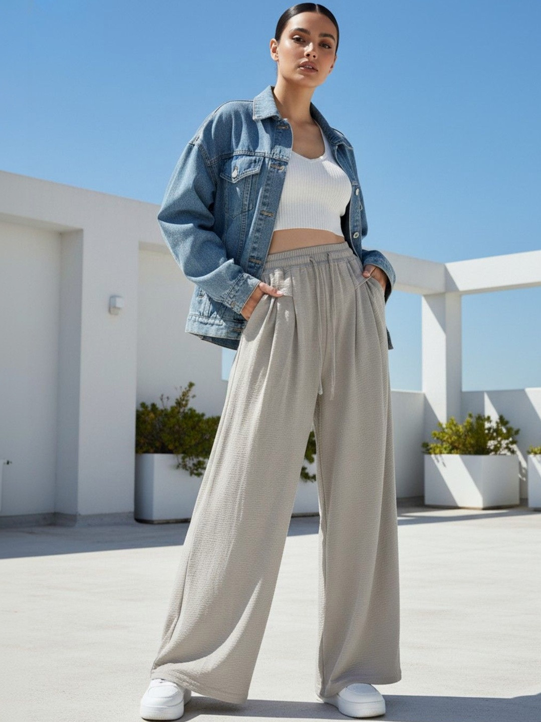 glitchez Women Textured High-Rise Pleated Track Pants