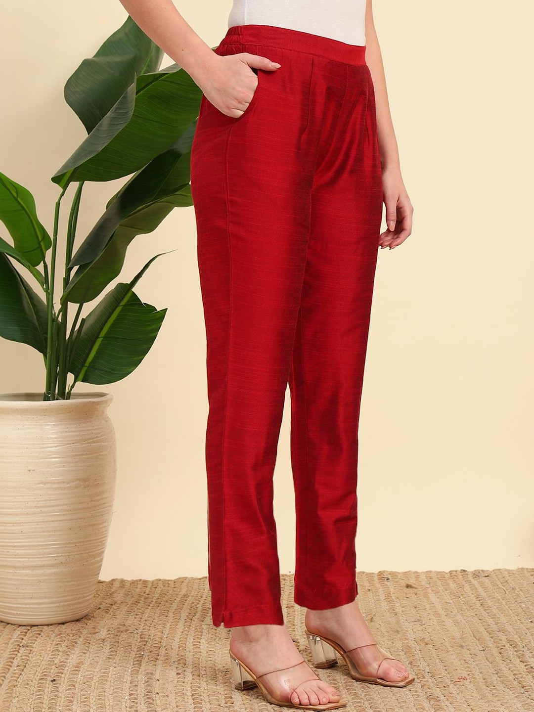 VredeVogel Women Relaxed Slim Fit Easy Wash Trousers