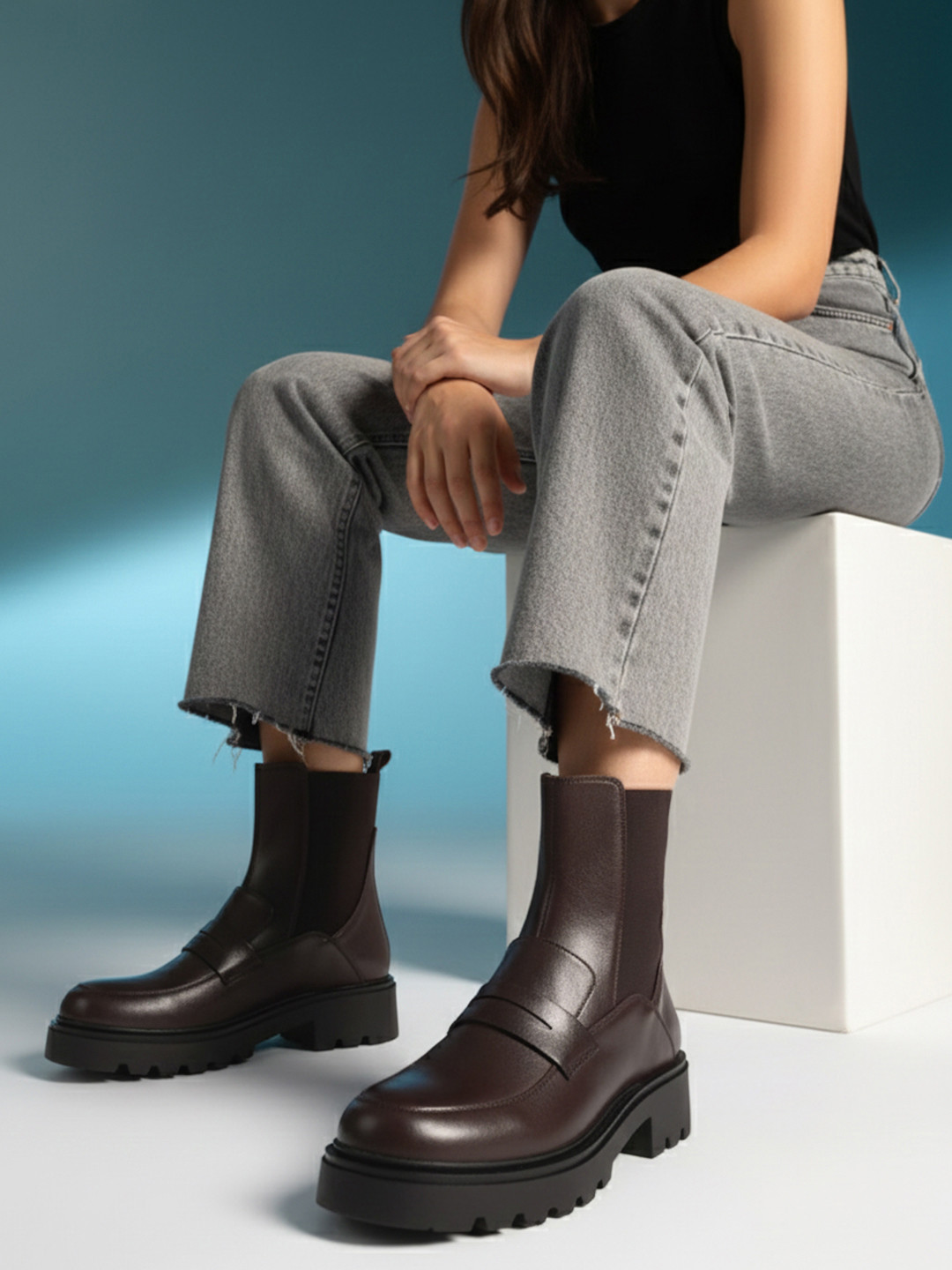 Nautica Women Block Heel Leather Chelsea Boots
