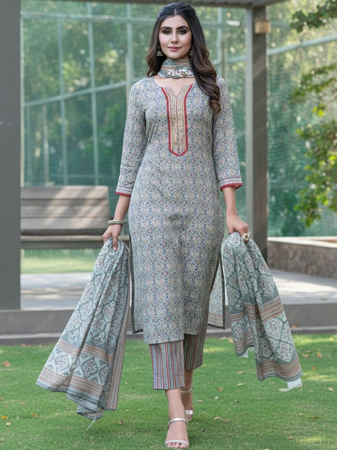 BulBul Women Floral Printed Regular Pure Cotton Kurta with Salwar & With Dupatta