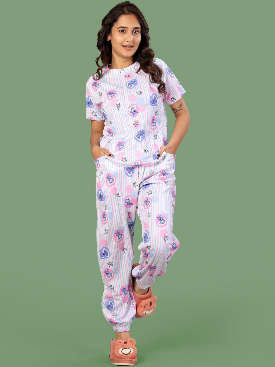 SAKARMAA Women Printed Night suit