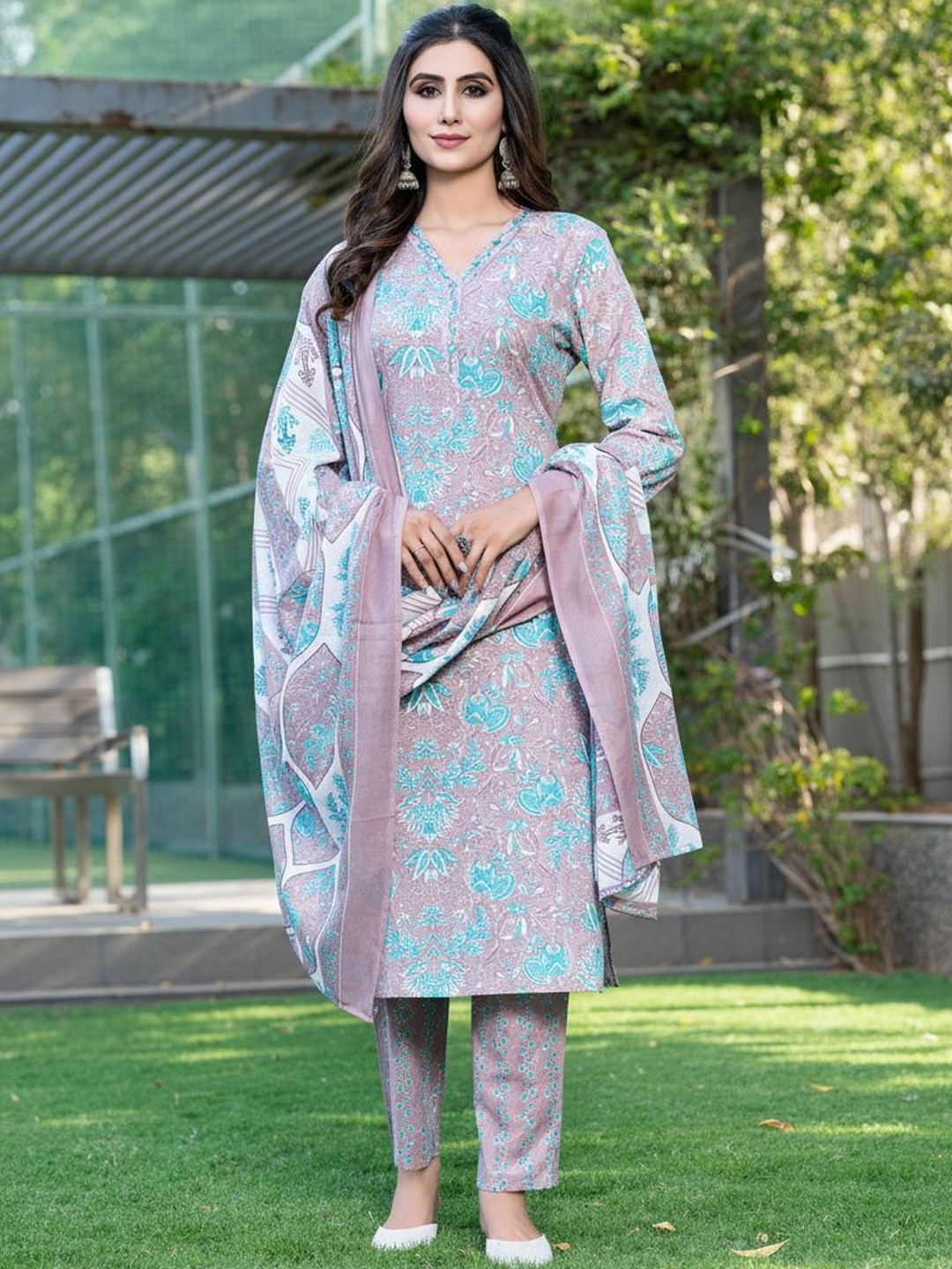 BulBul Women Floral Printed Regular Pure Cotton Kurta with Salwar & With Dupatta