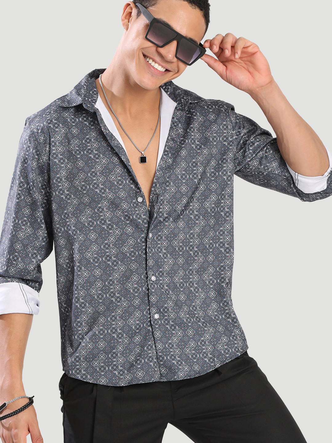 IVOC Men Regular Fit Satin Printed Casual Shirt