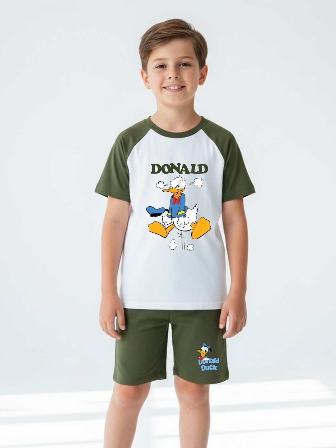 YK Disney Boys Donald Duck Print T-shirt with Shorts