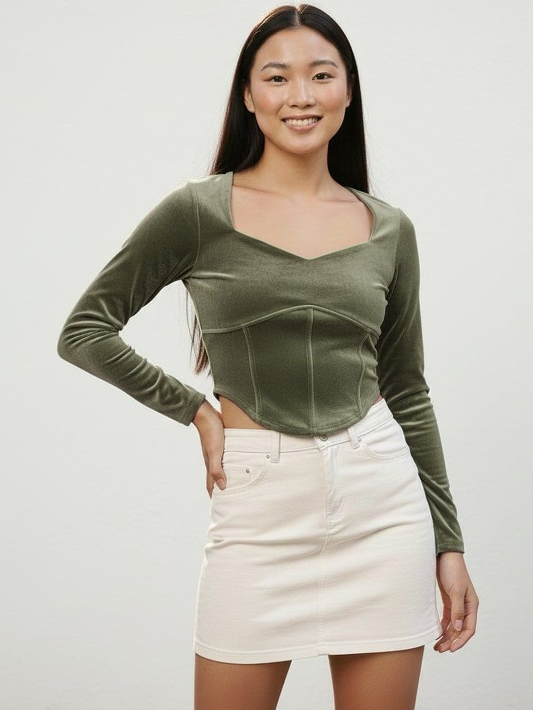 Pookiie Sweetheart Neck Velvet Crop Top