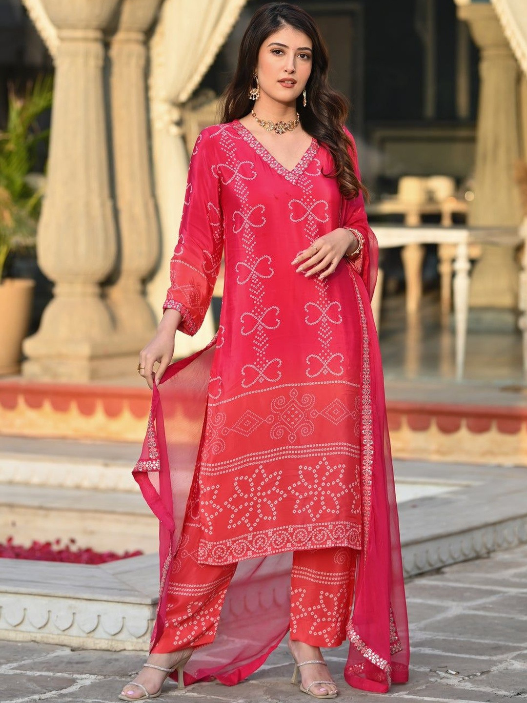 TWINS LADY Women Bandhani Printed Regular Sequinned Kurta with Trousers & With Dupatta