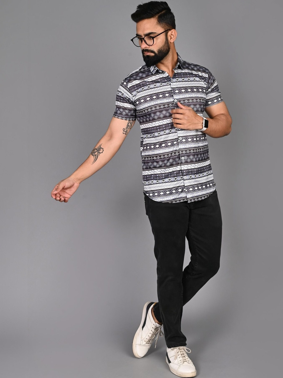 XENOR Men Slim Fit Printed Casual Shirt