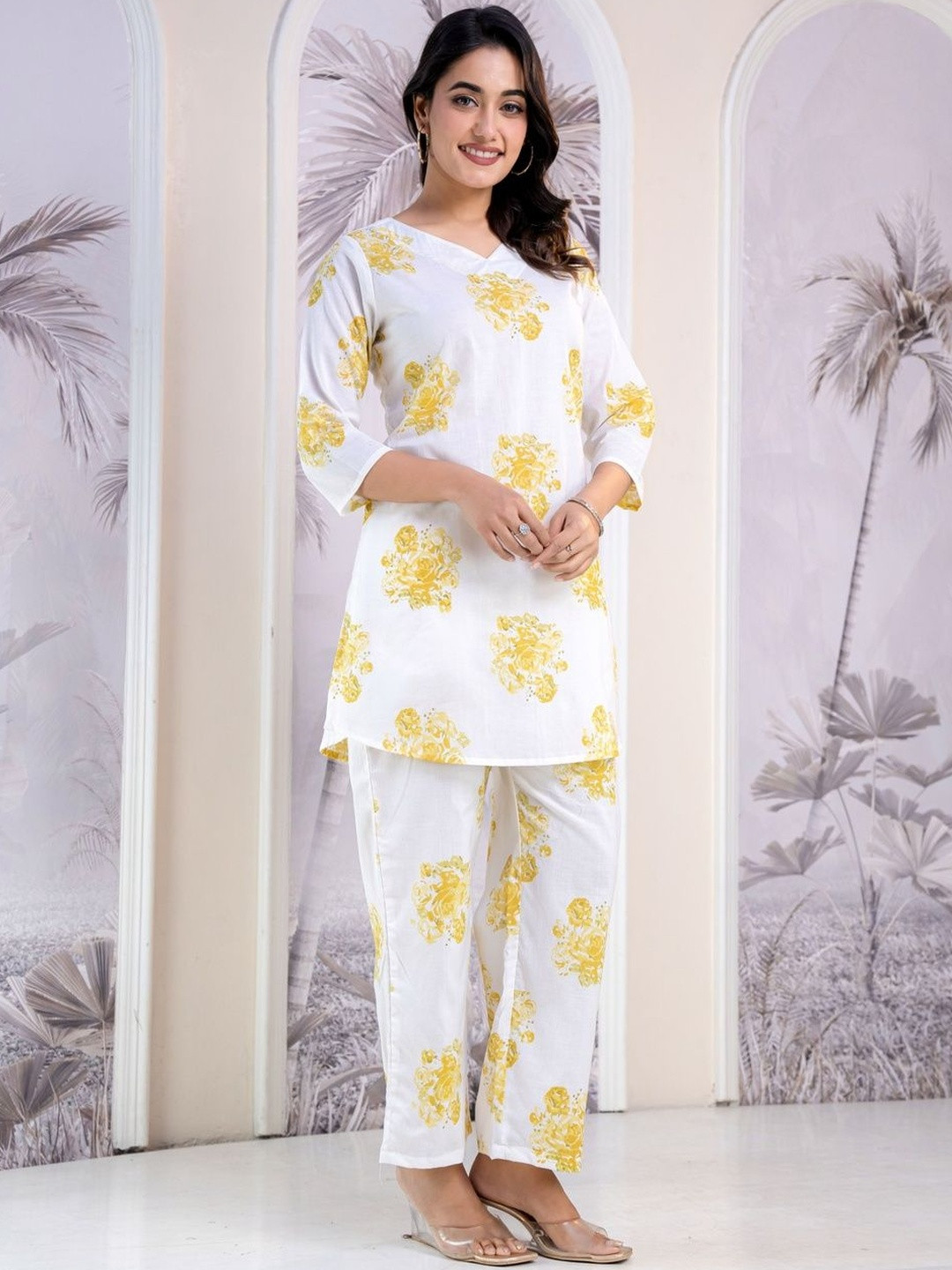 Angvarnika Long Cord Yellow Paan Flower-06blc (s)