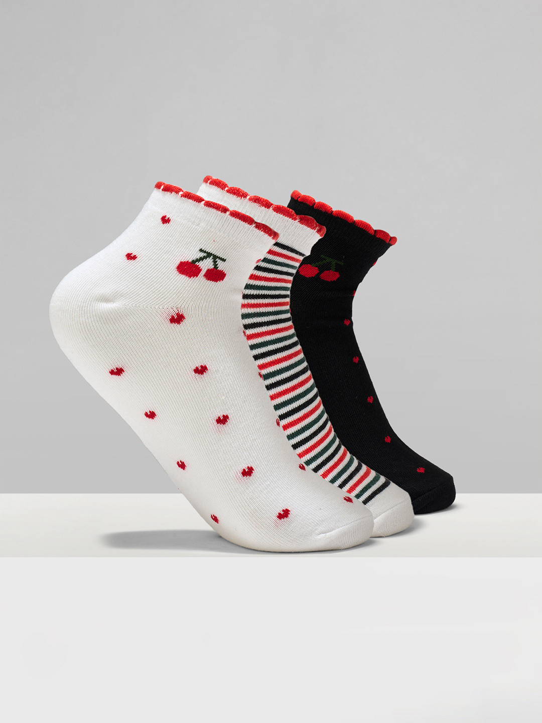 Forever Glam by Pantaloons Women Pack Of 3 Patterned Ankle Length Socks