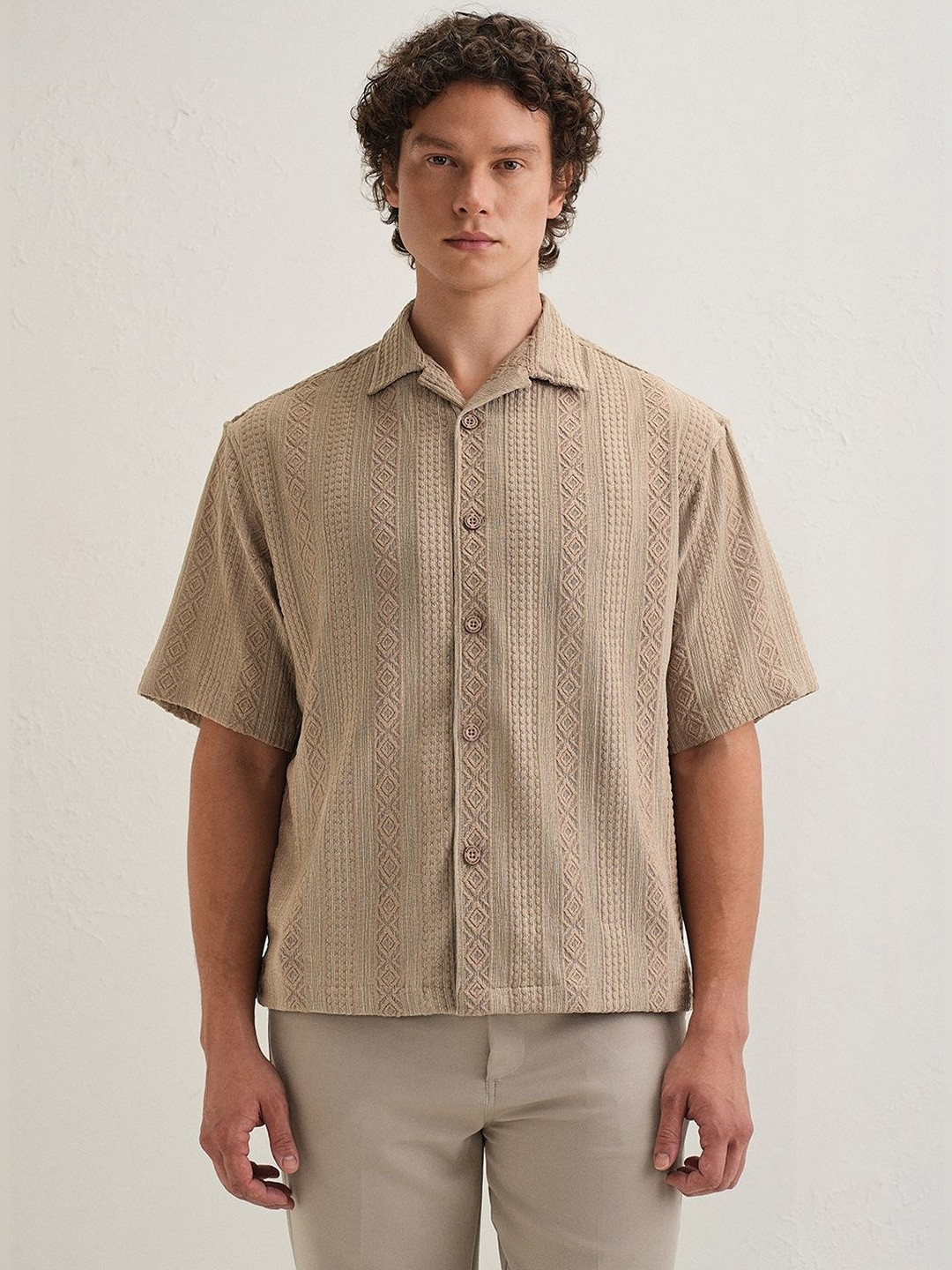 Banana Club Geometric Textured Checked Polyester Short Sleeves Boxy Fit Shirt