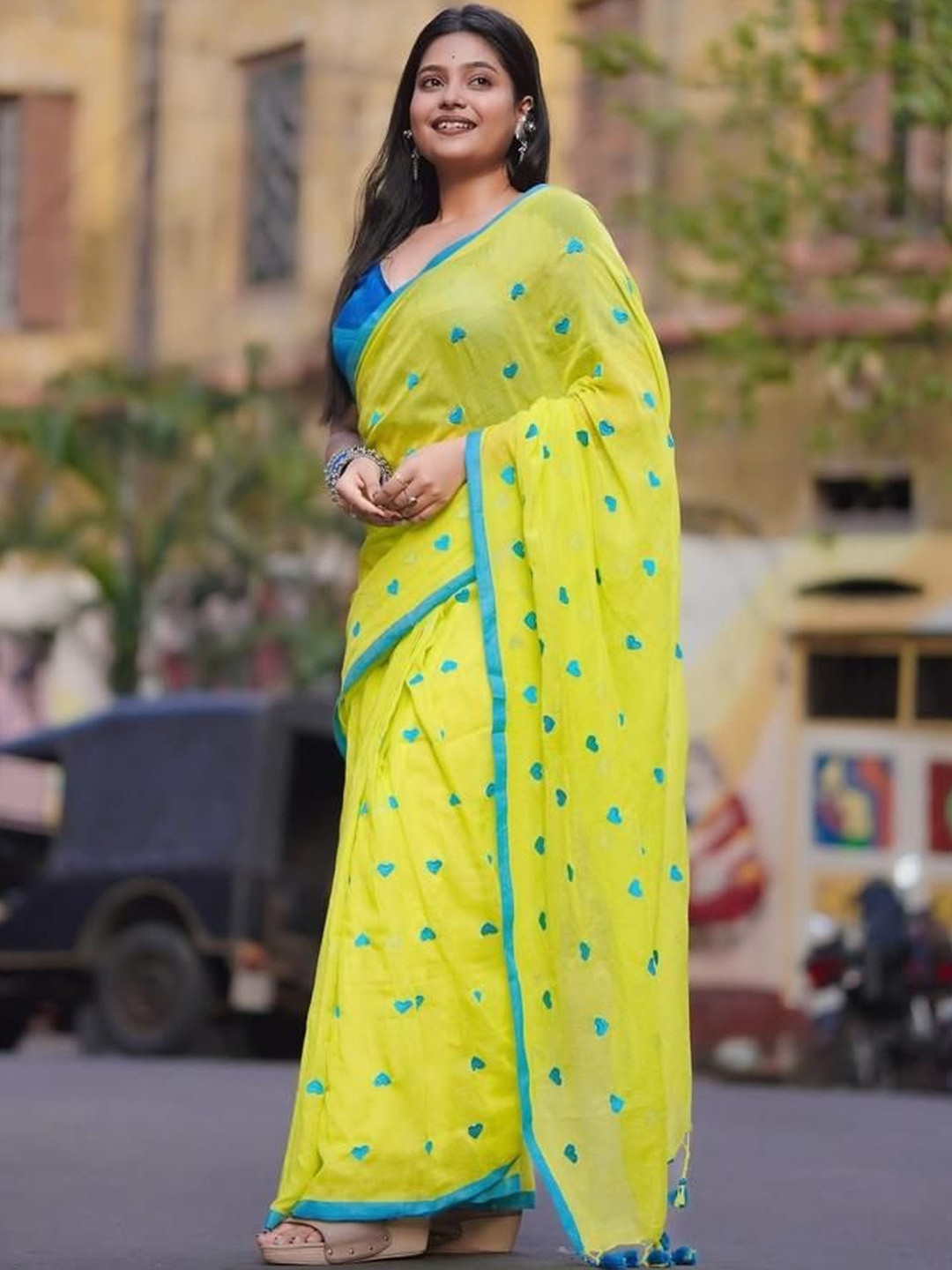 SHYAMALI BOUTIQUE Embroidered Block Print Saree