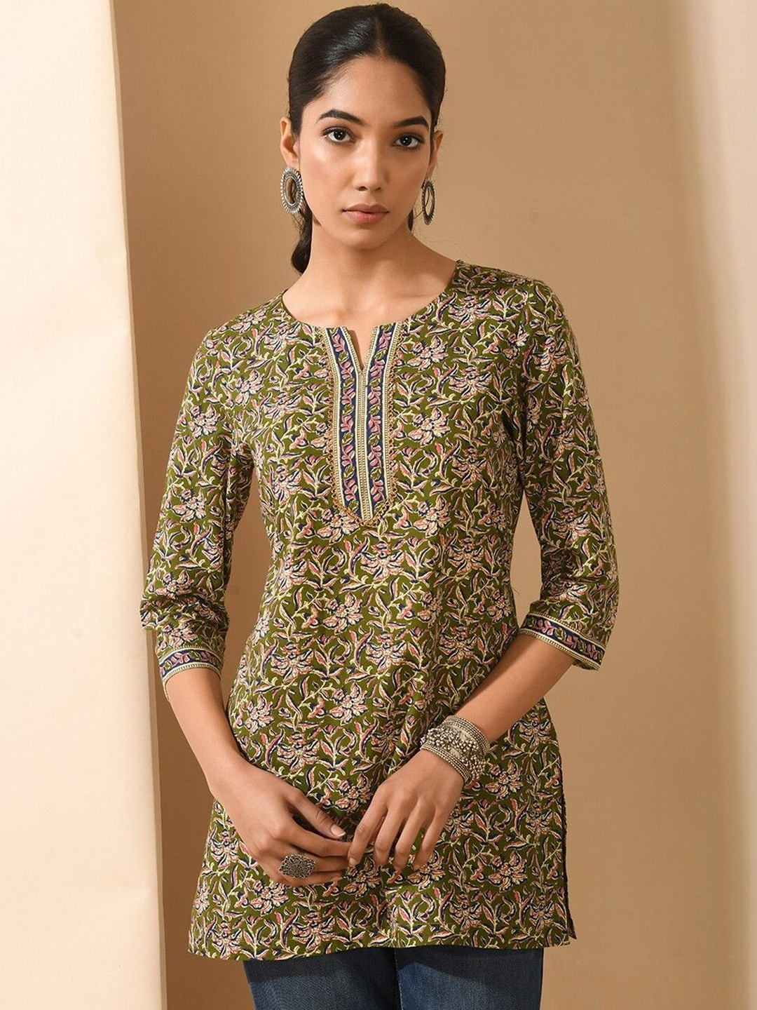 Jsimar Women Floral Printed Floral Kurta