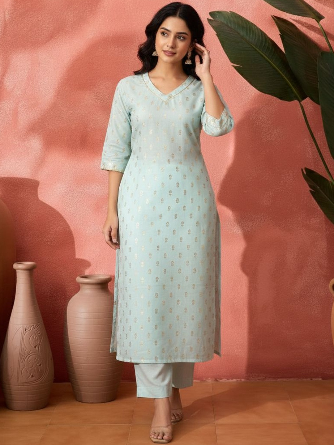 Sangria Printed V-Neck Kurta & Trousers