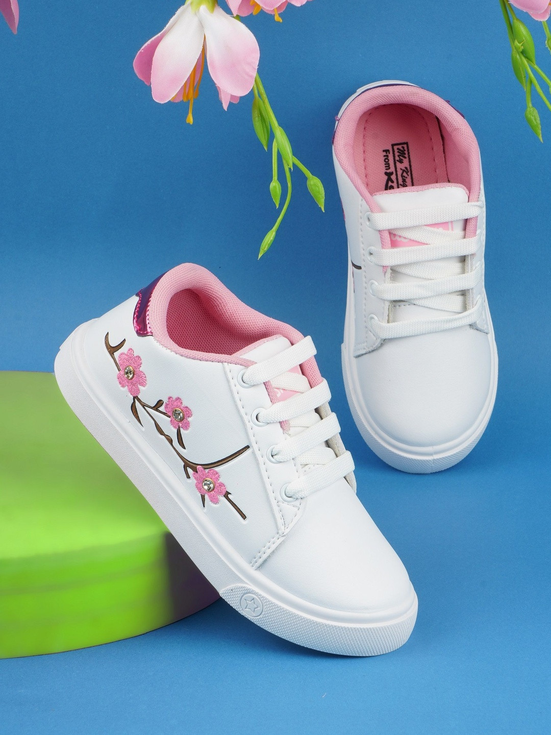 KINGS&QUEENS Girls Walking Non-Marking Shoes