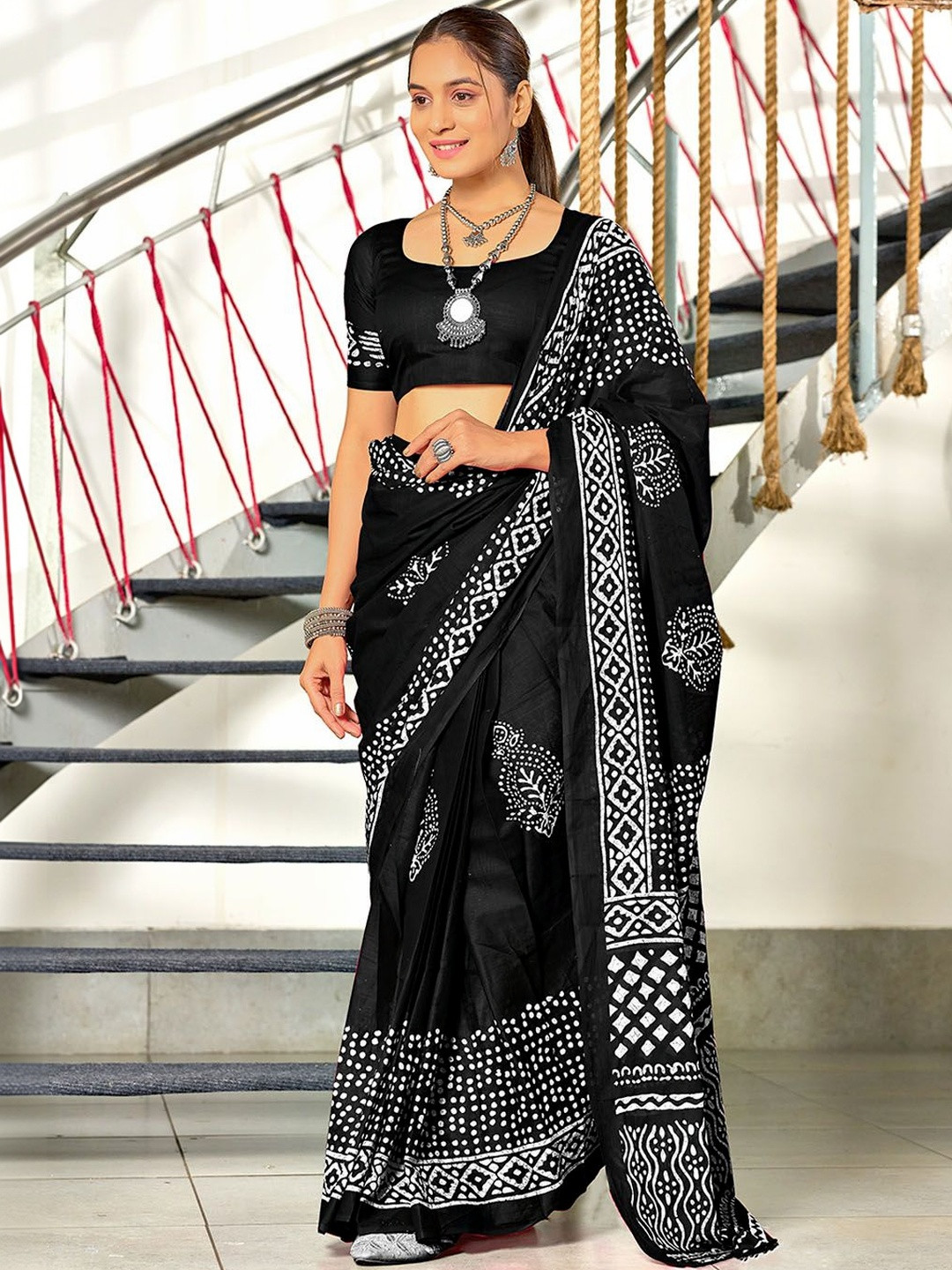 Urban Pallu Ethnic Motifs Pure Cotton Saree