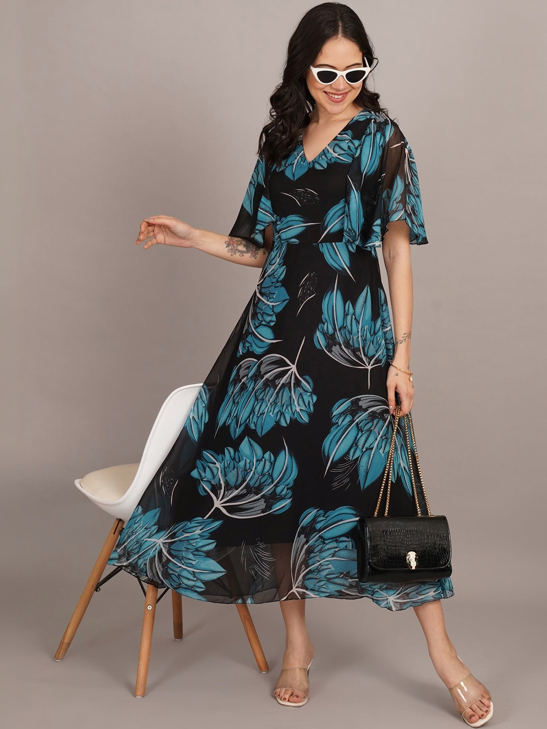 Curvydrobe Floral Print Flutter Sleeve Georgette A-Line Midi Dress