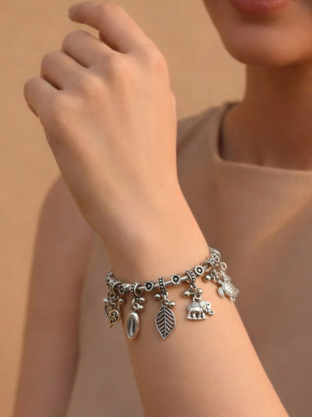 gurjari jewellers Women Brass Silver-Plated Cuff Bracelet