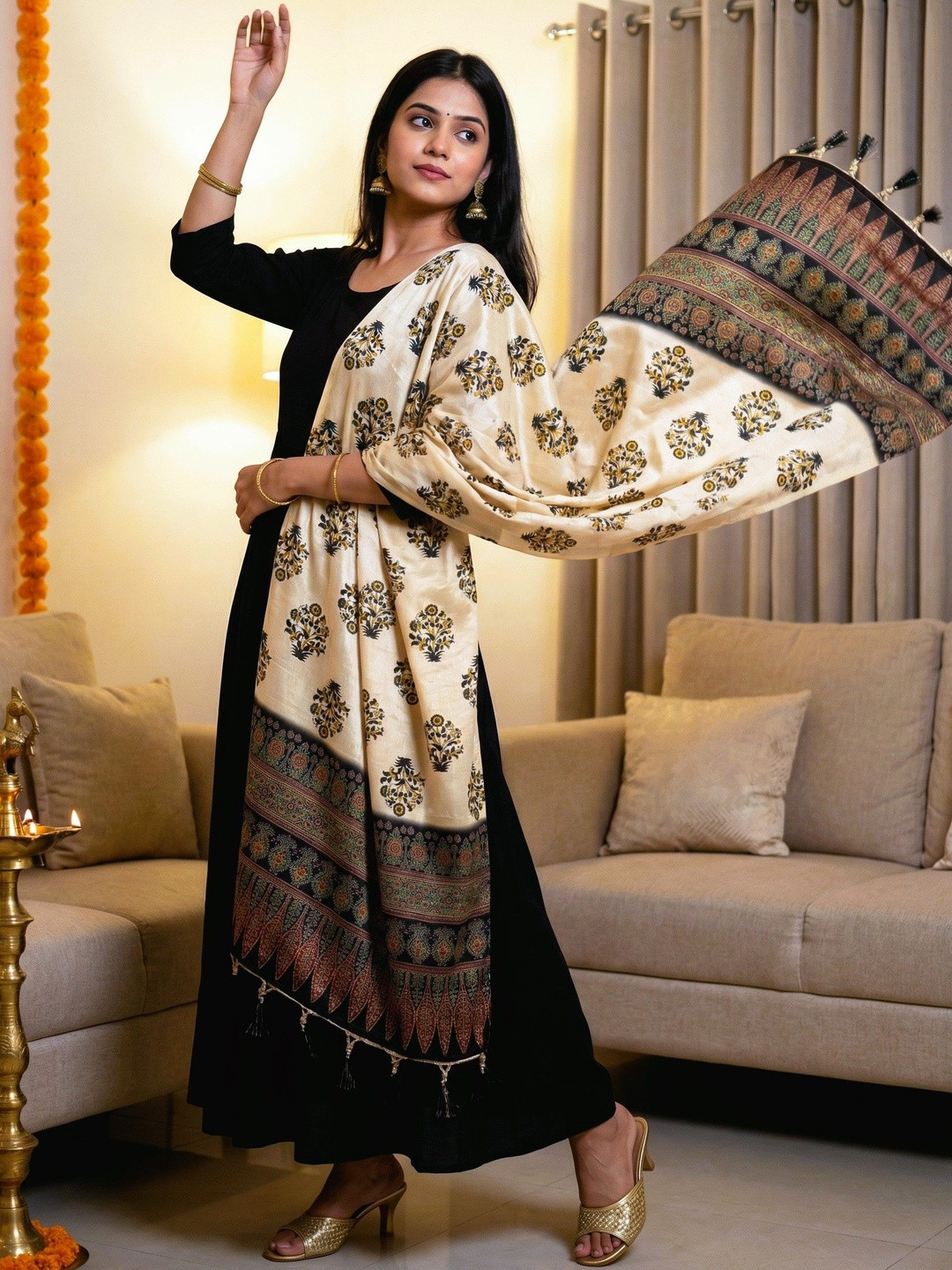 Kaizen TEXO FAB Ethnic Motifs Printed Chinon Dupatta