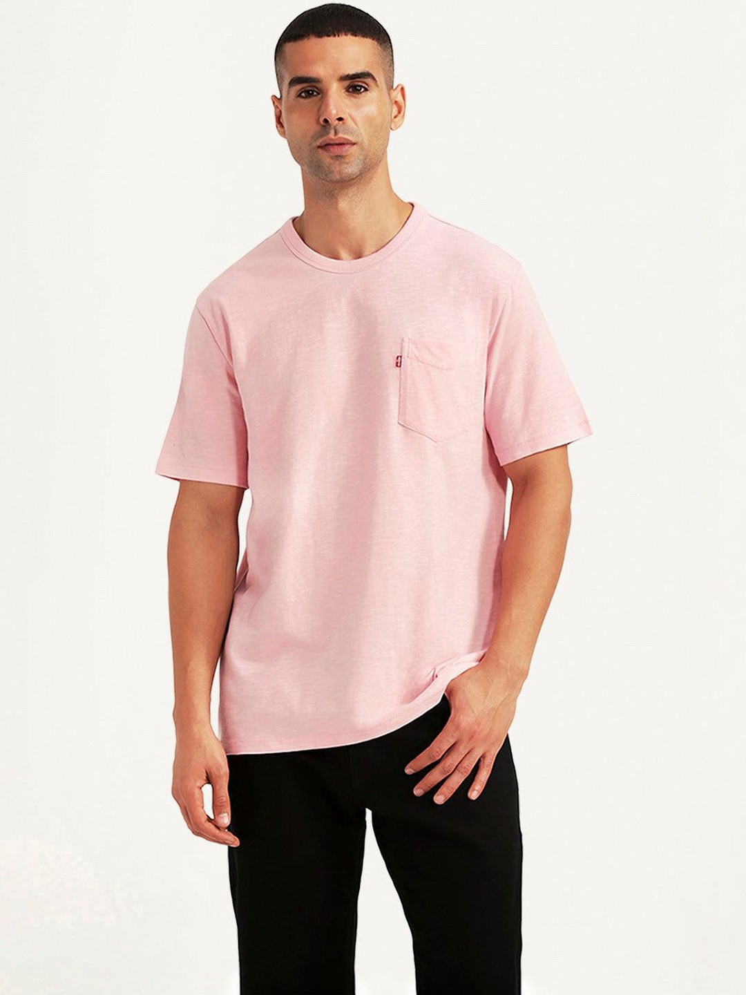 Levis Men's Solid Pink Slim Fit T-shirt