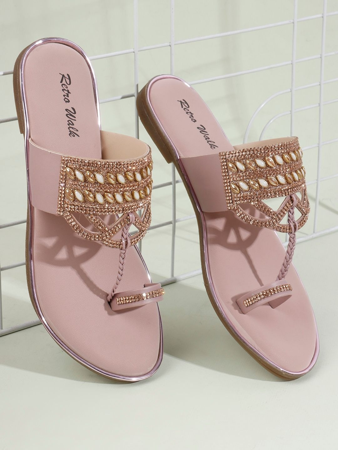 Retro Walk Women Embellished Mules Flats