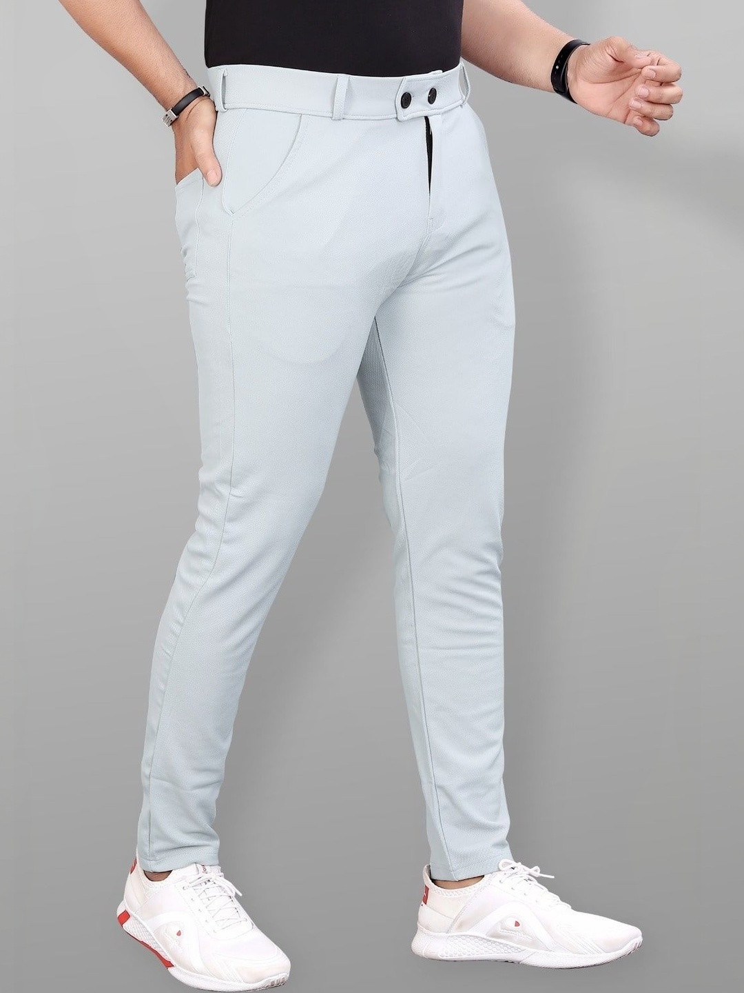 La Pajaro Men Trousers