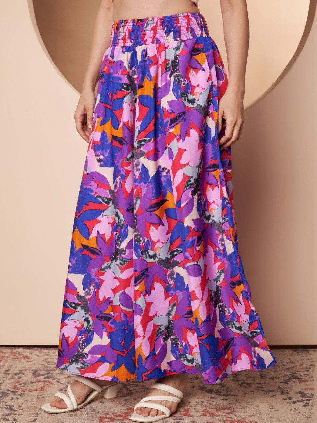 LookShine Women Floral Printed Relaxed Flared Wrinkle Free Trousers