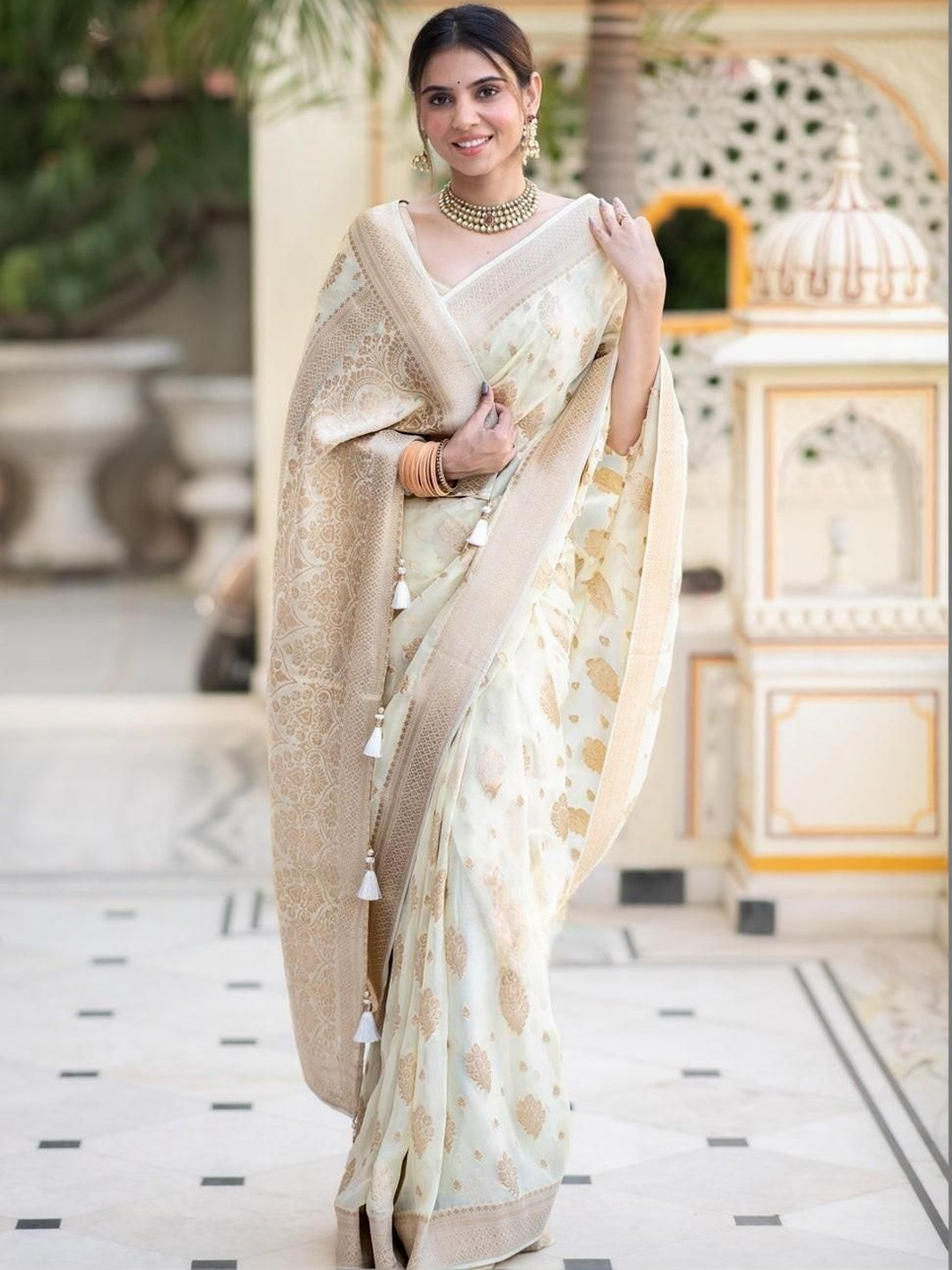 STYLENZA Woven Design Zari Satin Handloom Banarasi Saree