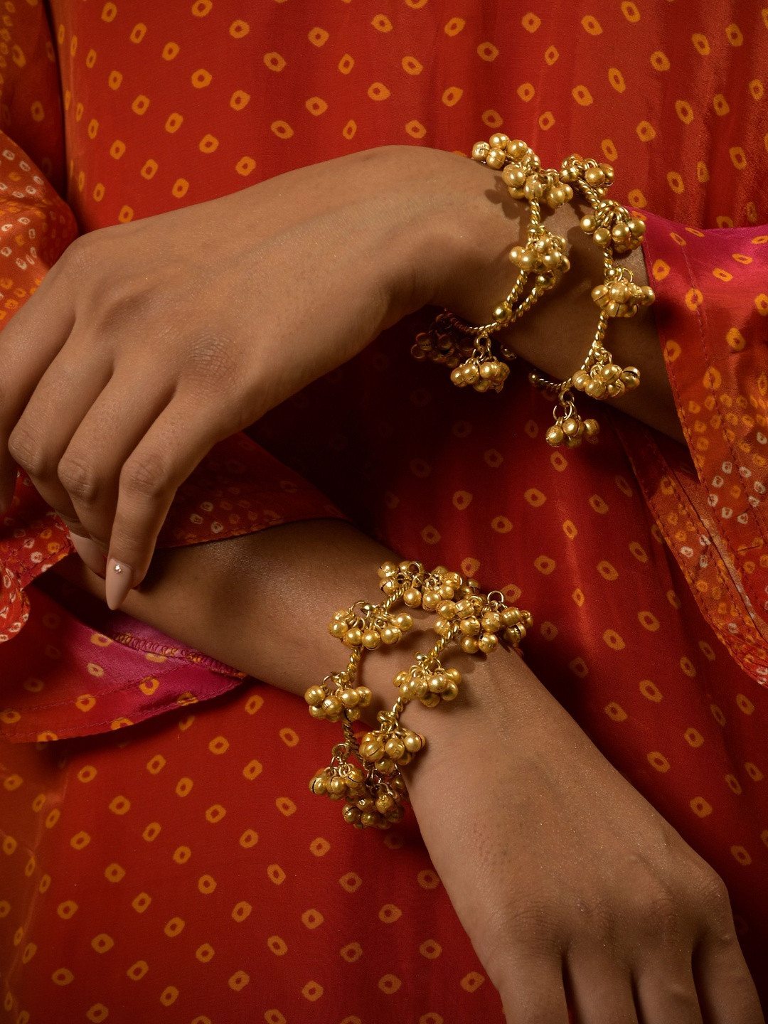 NAMAN ARTS Set of 4 Gold-Plated Artificial Beads Bangle