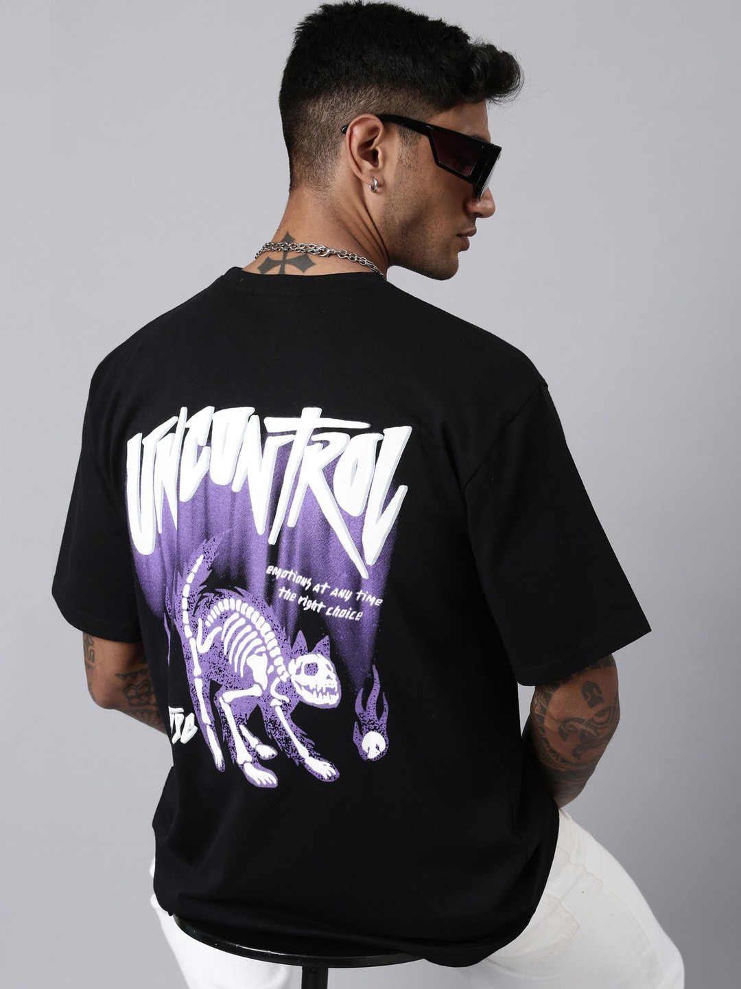 LEWEL Men Printed Oversized Round Neck Drop-Shoulder Sleeves T-shirt
