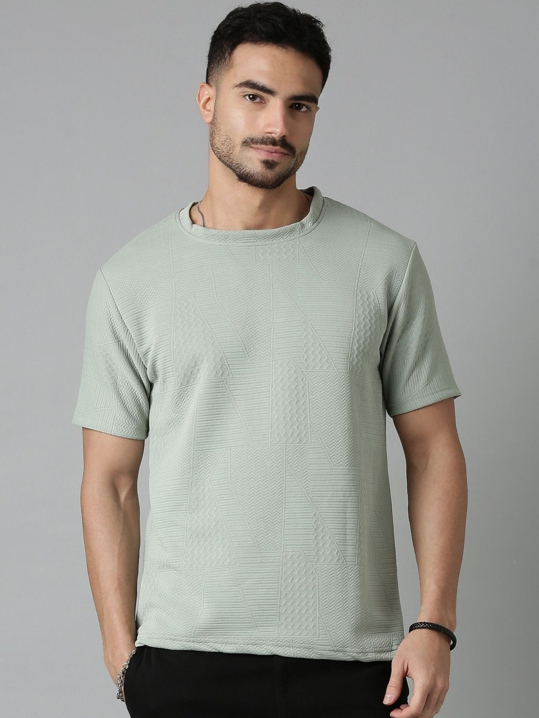 LEWEL Men Self Design Round Neck T-shirt