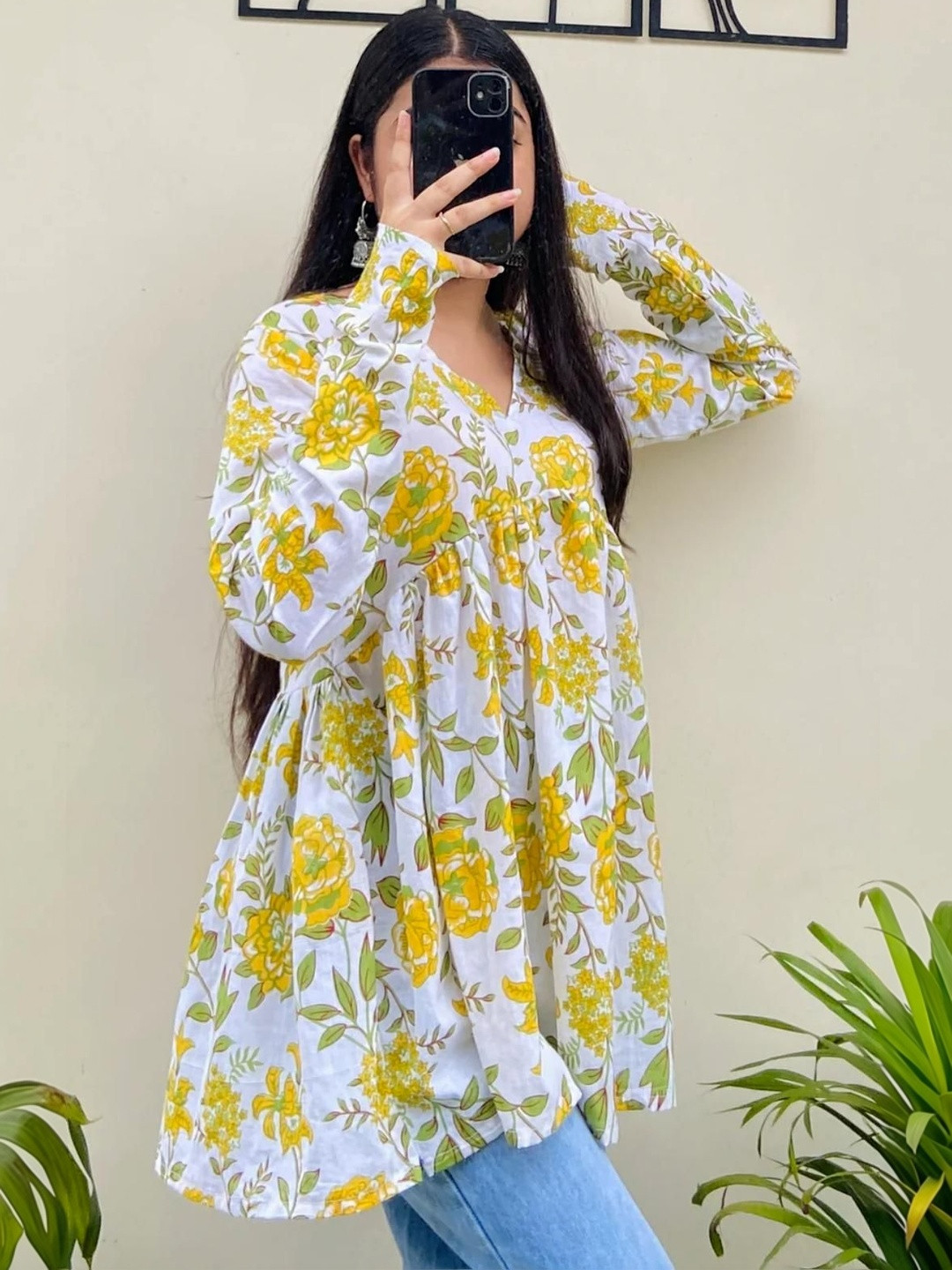 BRAHMASTRA Botanical Printed V-Neck Empire Kurti