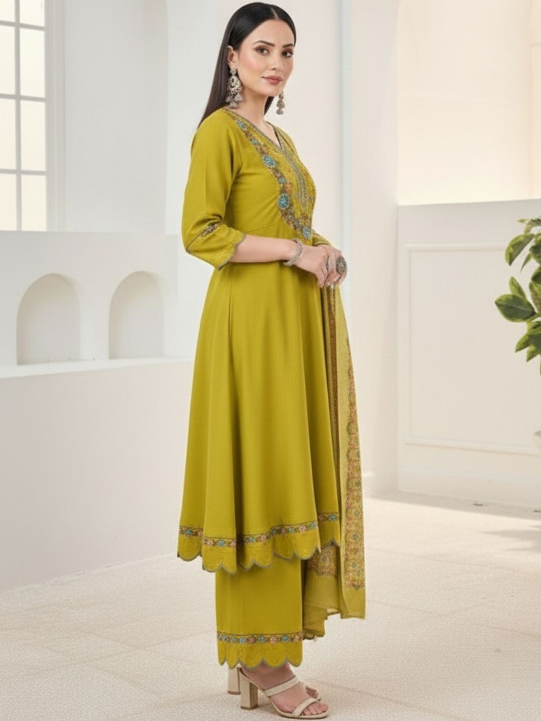 Kesudi Floral Embroidered Layered Thread Work Pure Silk Kurta & Palazzos With Dupatta