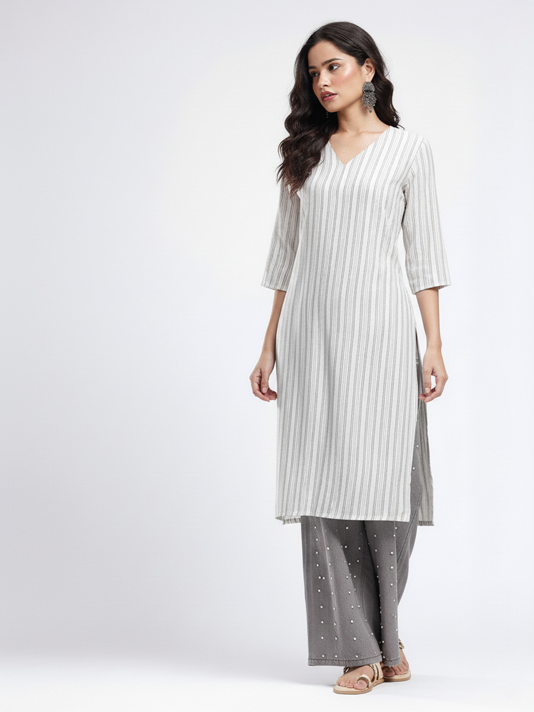 Anouk Rustic Striped V-Neck Straight Kurta